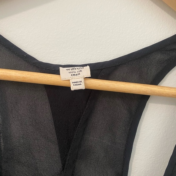 Wilfred aritzia 100% silk dress - Picture 2 of 3